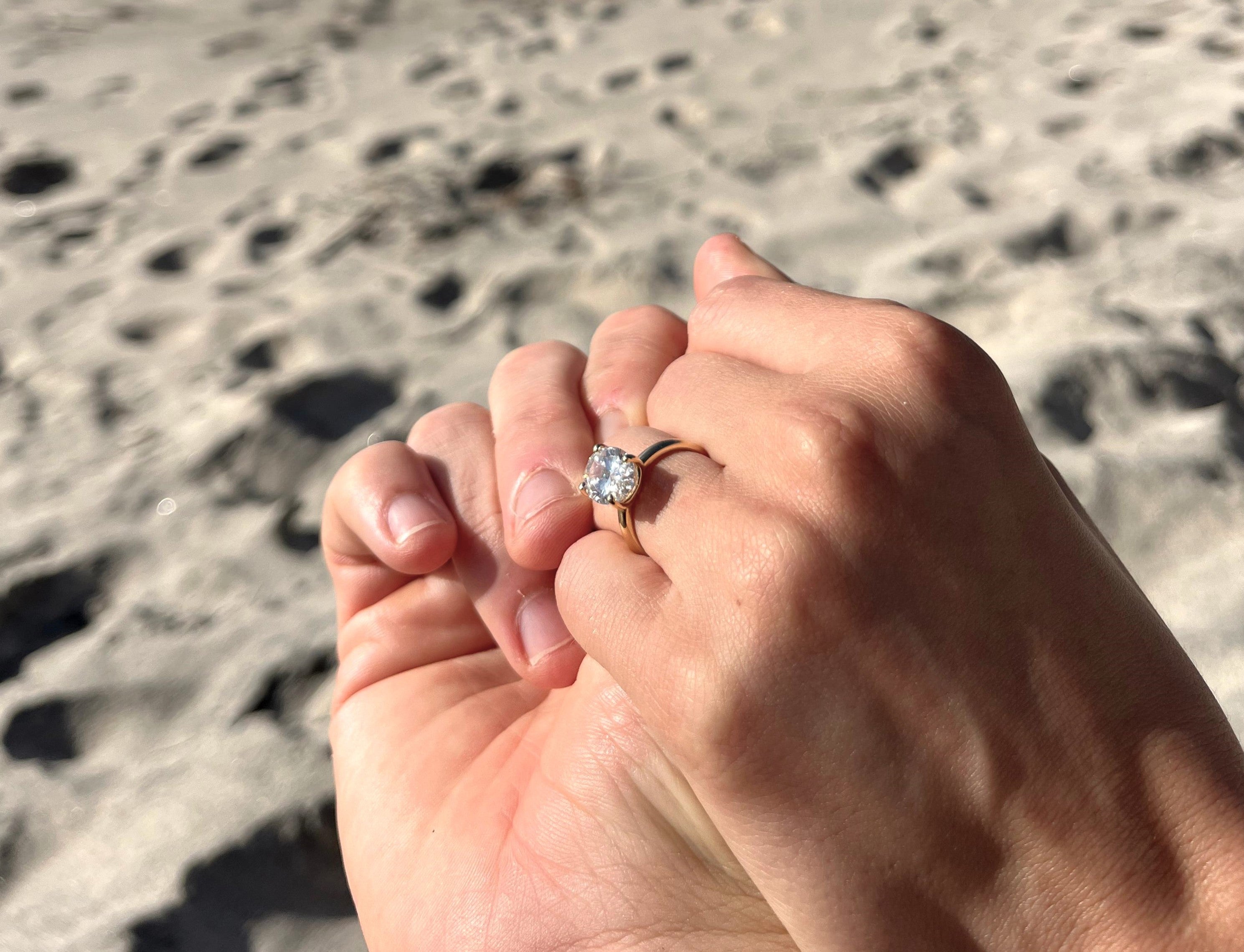 How to Choose the Perfect Engagement Ring: A Comprehensive Guide